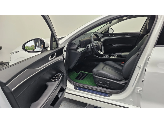 Kia K5 2.0LPI PRESTIGE autogeorge.com - автомобили, коли, обяви за нови и употребявани 8