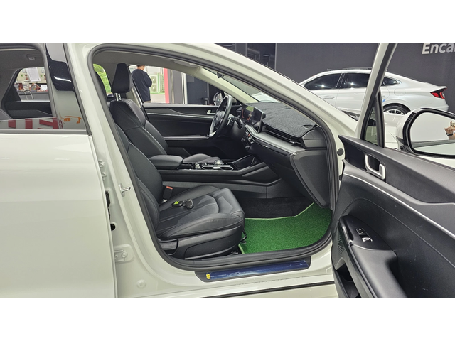 Kia K5 2.0LPI PRESTIGE autogeorge.com - автомобили, коли, обяви за нови и употребявани 9