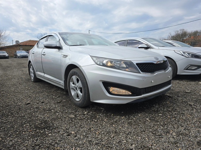 Kia K5 2.0 LPI  GAS - автомобили, коли, обяви за нови и употребявани 2