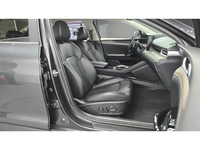 Kia K5 2.0 NOBLESSE autogeorge.com - автомобили, коли, обяви за нови и употребявани 8