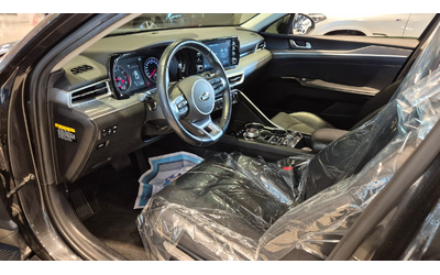 KIA K5 - автомобили, коли, обяви за нови и употребявани 9