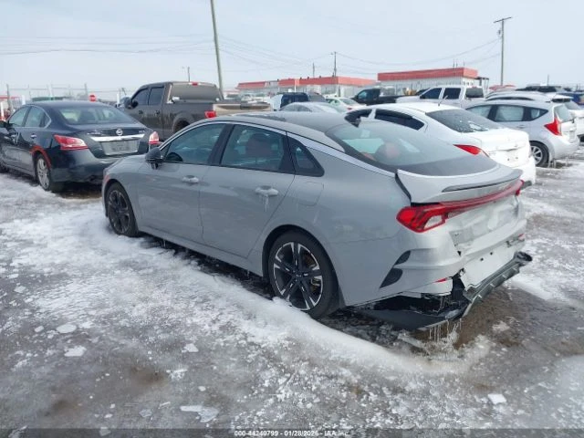 Kia K5 GT - автомобили, коли, обяви за нови и употребявани 2