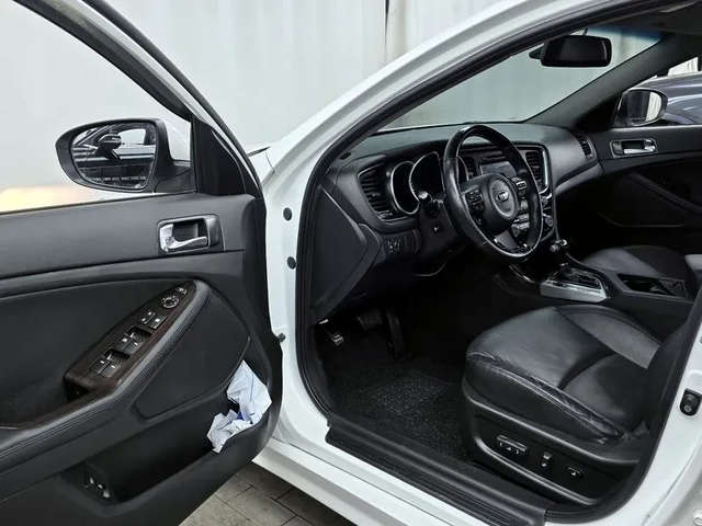 Kia K5 Lpi Prestige - автомобили, коли, обяви за нови и употребявани 9