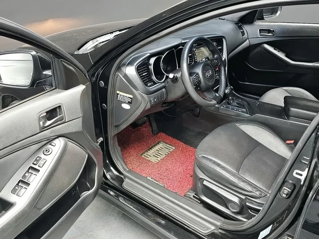 Kia K5 K5 Luxury - автомобили, коли, обяви за нови и употребявани 11