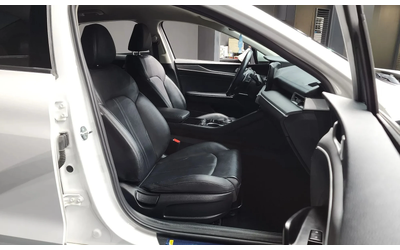 Kia K5 2.0 Lpi - автомобили, коли, обяви за нови и употребявани 9