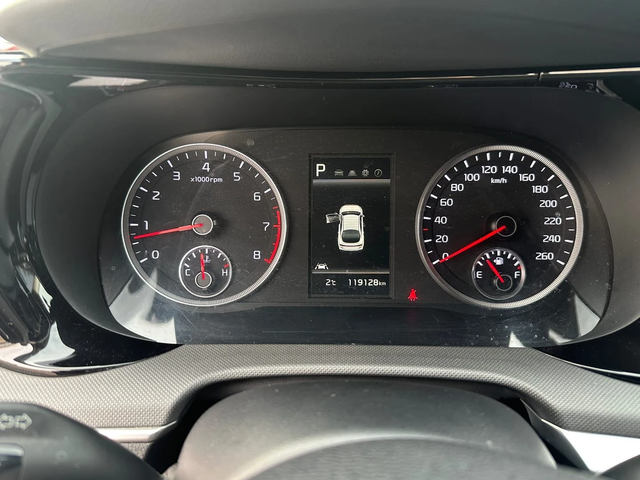 Kia K5 2.0 LPI - автомобили, коли, обяви за нови и употребявани 11