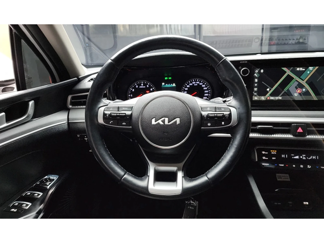 Kia K5 3Rd Generation 2.0 Lpi (For Rental Cars) Trendy - автомобили, коли, обяви за нови и употребявани 11