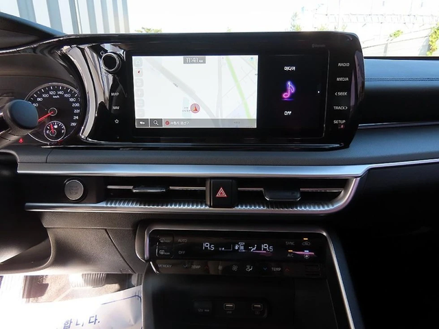 Kia K5 2.0 LPI - автомобили, коли, обяви за нови и употребявани 10