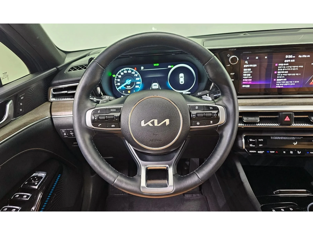 Kia K5 2023 - автомобили, коли, обяви за нови и употребявани 12