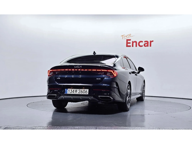 Kia K5 2023 - автомобили, коли, обяви за нови и употребявани 3