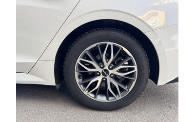 KIA K5 - автомобили, коли, обяви за нови и употребявани 12