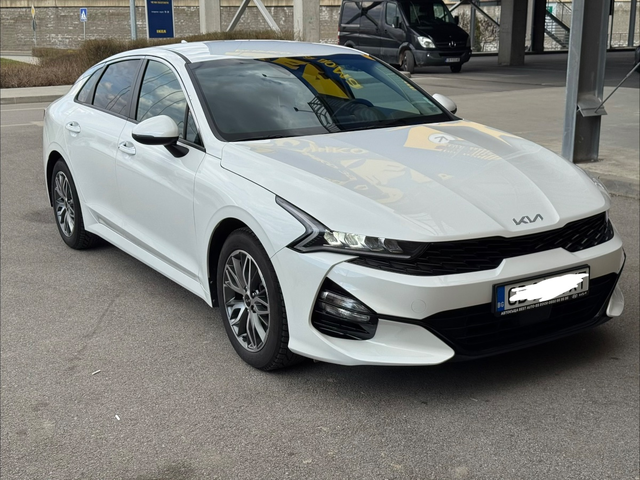 KIA K5 - автомобили, коли, обяви за нови и употребявани 2