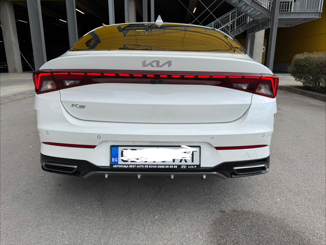 KIA K5 - автомобили, коли, обяви за нови и употребявани 4