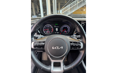 KIA K5 - автомобили, коли, обяви за нови и употребявани 7