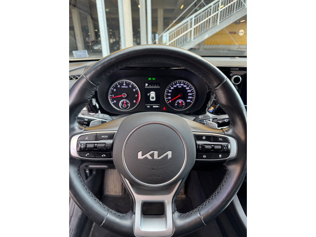 KIA K5 - автомобили, коли, обяви за нови и употребявани 7