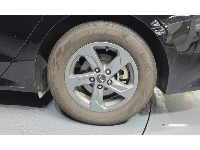 Kia K5 2.0 LPG Strandard * НАЙ-ДОБРА ЦЕНА В БЪЛГАРИЯ* - автомобили, коли, обяви за нови и употребявани 4