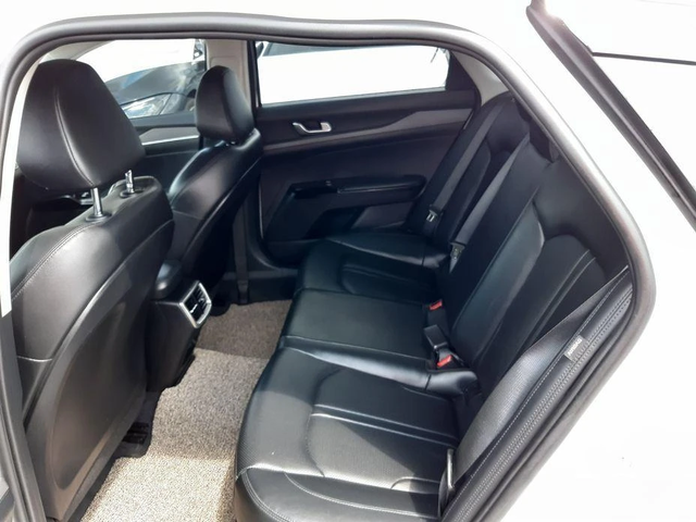 Kia K5 2.0 LPG Strandard * НАЙ-ДОБРА ЦЕНА В БЪЛГАРИЯ* - автомобили, коли, обяви за нови и употребявани 6