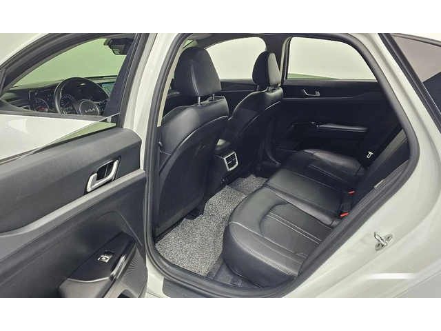 Kia K5 2.0 LPG Strandard * НАЙ-ДОБРА ЦЕНА В БЪЛГАРИЯ* - автомобили, коли, обяви за нови и употребявани 9