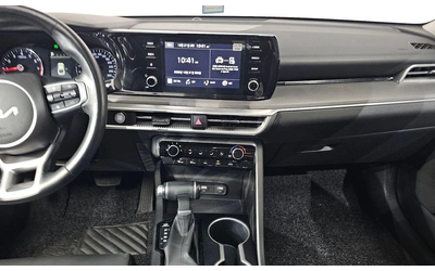 Kia K5 2.0 LPG Strandard * НАЙ-ДОБРА ЦЕНА В БЪЛГАРИЯ* - автомобили, коли, обяви за нови и употребявани 13