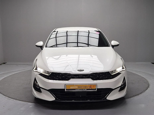 Kia K5 2.0 LPG Trendy * ДЖОЙСТИК* * OЧАКВАН ВНОС* - автомобили, коли, обяви за нови и употребявани 0
