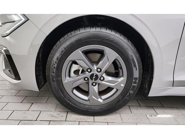 Kia K5 2.0 LPG Trendy * НАЙ-ДОБРА ЦЕНА В БЪЛГАРИЯ* - автомобили, коли, обяви за нови и употребявани 4