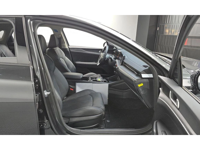 Kia K5 2.0 LPi Prestige * НАЙ-ДОБРА ЦЕНА В БЪЛГАРИЯ* - автомобили, коли, обяви за нови и употребявани 9