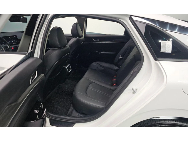 Kia K5 2.0 Noblesse * НАЙ-ДОБРА ЦЕНА В БЪЛГАРИЯ* - автомобили, коли, обяви за нови и употребявани 10