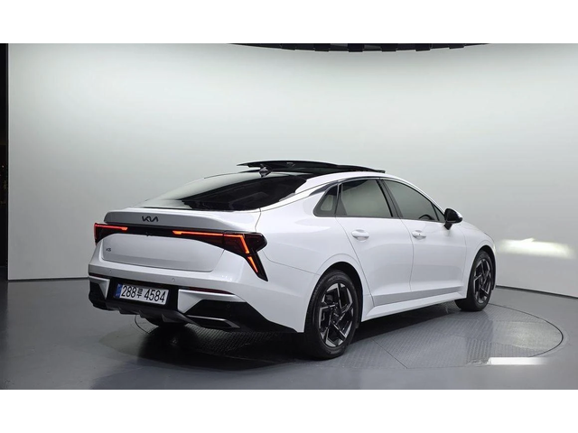 Kia K5 2.0 LPi Prestige * НАЙ-ДОБРА ЦЕНА В БЪЛГАРИЯ* - автомобили, коли, обяви за нови и употребявани 1