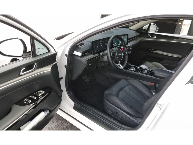 Kia K5 2.0 Noblesse * НАЙ-ДОБРА ЦЕНА В БЪЛГАРИЯ* - автомобили, коли, обяви за нови и употребявани 10
