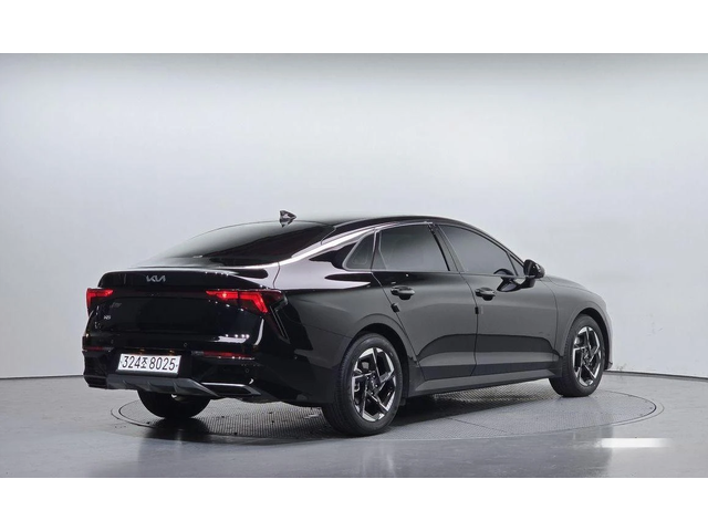 Kia K5 2.0 Noblesse * НАЙ-ДОБРА ЦЕНА В БЪЛГАРИЯ* - автомобили, коли, обяви за нови и употребявани 1