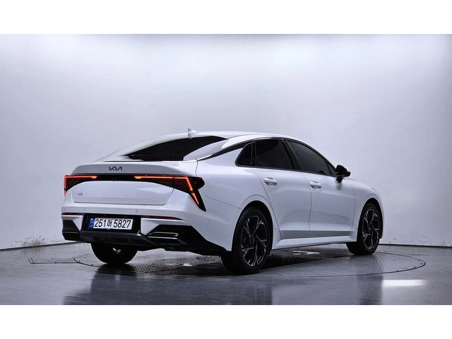 Kia K5 2.0 Noblesse * НАЙ-ДОБРА ЦЕНА В БЪЛГАРИЯ* - автомобили, коли, обяви за нови и употребявани 1