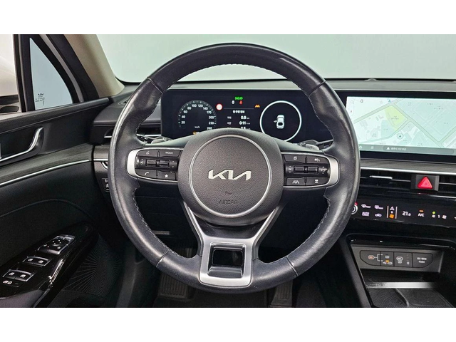 Kia K5 2.0 Noblesse * НАЙ-ДОБРА ЦЕНА В БЪЛГАРИЯ* - автомобили, коли, обяви за нови и употребявани 12