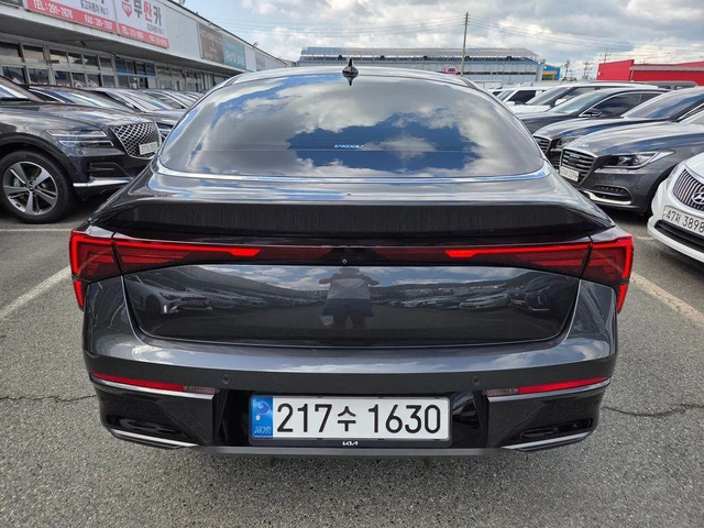 Kia K5 2.0 Noblesse * НАЙ-ДОБРА ЦЕНА В БЪЛГАРИЯ* - автомобили, коли, обяви за нови и употребявани 2
