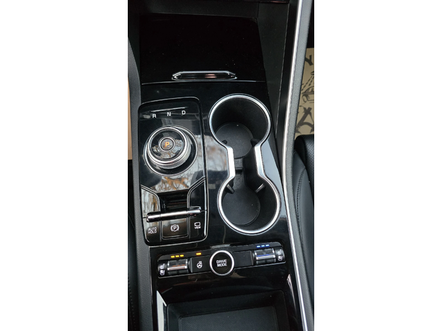 Kia K5 LPG * HАЛИЧНА* ДЖОЙСТИК * ТРЕНДИ - автомобили, коли, обяви за нови и употребявани 9