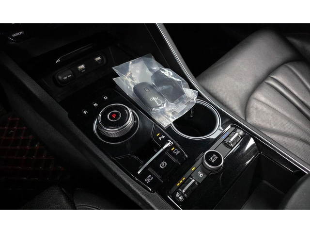 Kia K5 2.0 LPI Signature * koreiskikoli.bg * - автомобили, коли, обяви за нови и употребявани 8