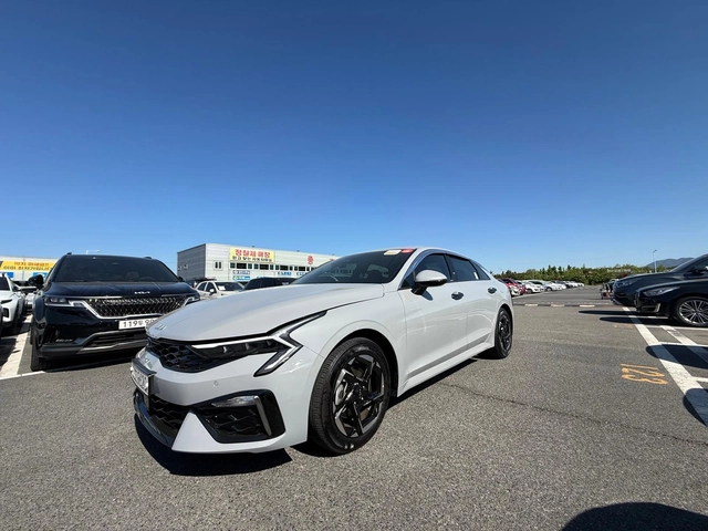 Kia K5 2.0 LPI - ОЧАКВАН ВНОС - автомобили, коли, обяви за нови и употребявани 3