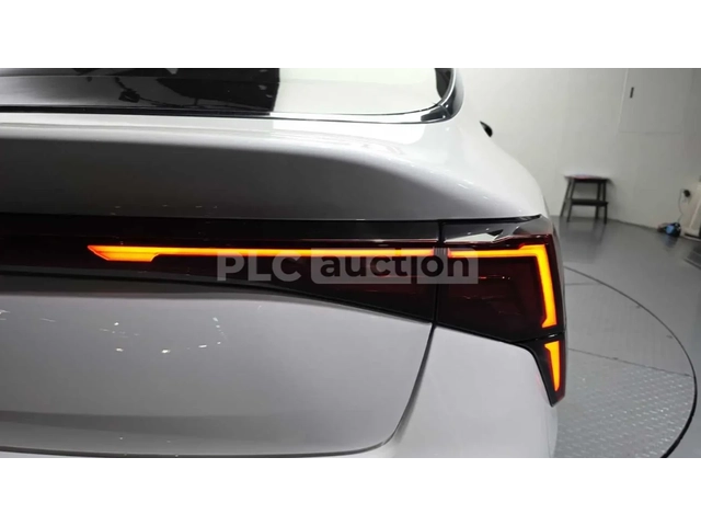 Kia K5 - автомобили, коли, обяви за нови и употребявани 2