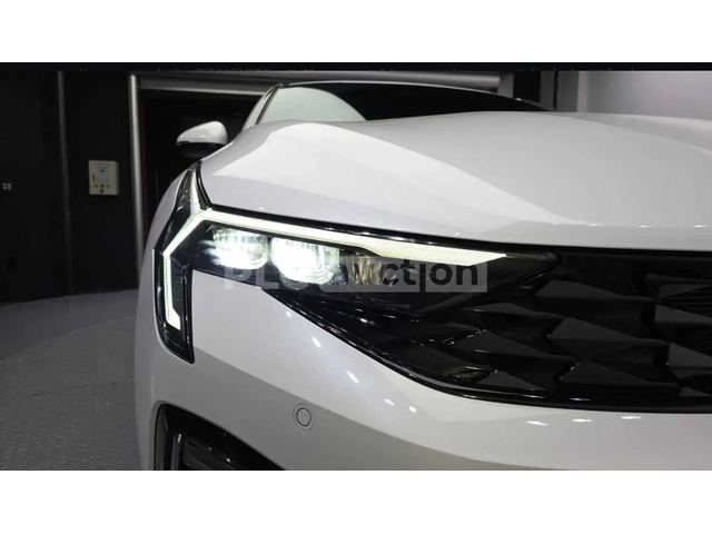 Kia K5 - автомобили, коли, обяви за нови и употребявани 3