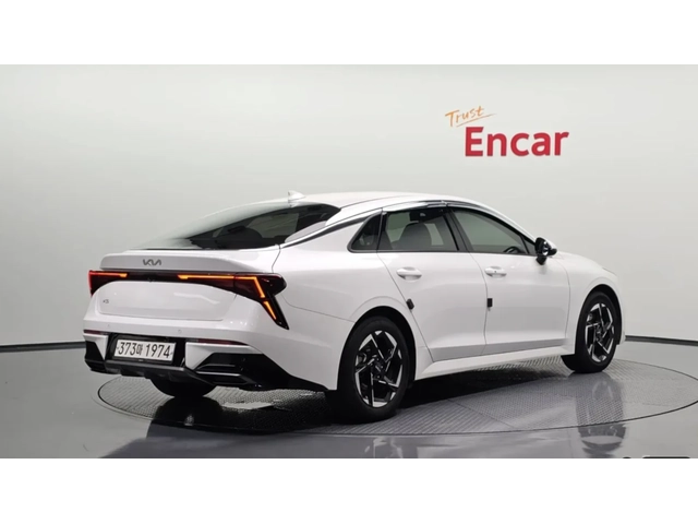 Kia K5 2.0 LPG ТЕЧНА ФАЗА ! - автомобили, коли, обяви за нови и употребявани 1