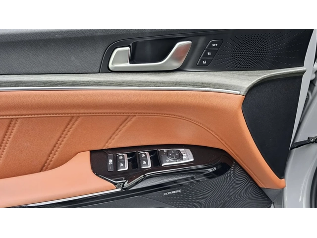 Kia K5 2.0 HYBRID / SIGNATURE / KRELL МУЗИКА / ПАНОРАМА - автомобили, коли, обяви за нови и употребявани 14