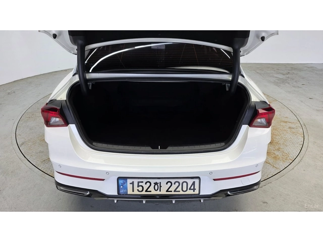 Kia K5 2.0 Prestige* КОЖА* ОБДУХВ* НАВИ - автомобили, коли, обяви за нови и употребявани 12