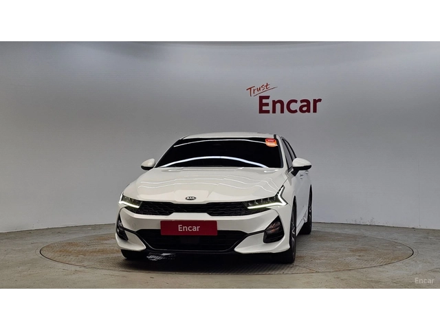 Kia K5 2.0 Prestige* КОЖА* ОБДУХВ* НАВИ - автомобили, коли, обяви за нови и употребявани 2