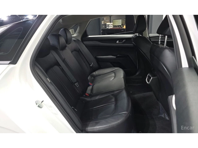 Kia K5 2.0* LPI* LANE* ASSIST* ПОДГРЕВ* КАМЕРА* КЕЙЛЕС* - автомобили, коли, обяви за нови и употребявани 15
