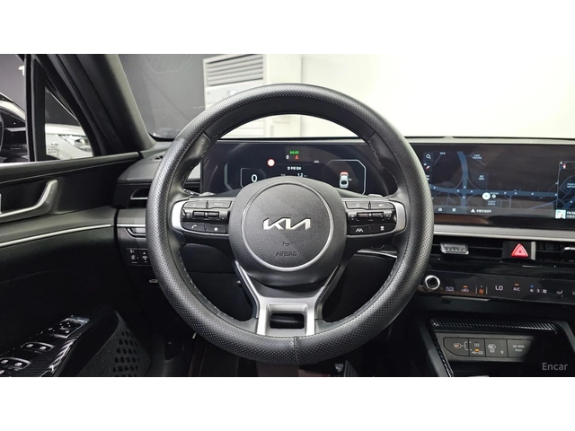 Kia K5 2.0* LPG* DISTRONIC* ПОДГРЕВ* ОБДУХВАНЕ* КАМЕРА* - автомобили, коли, обяви за нови и употребявани 5