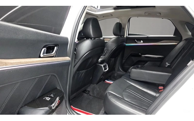 Kia K5 2.0* SIGNATURE* ПОДГРЕВ* ОБДУХВАНЕ* 360* ПАНО* - автомобили, коли, обяви за нови и употребявани 10