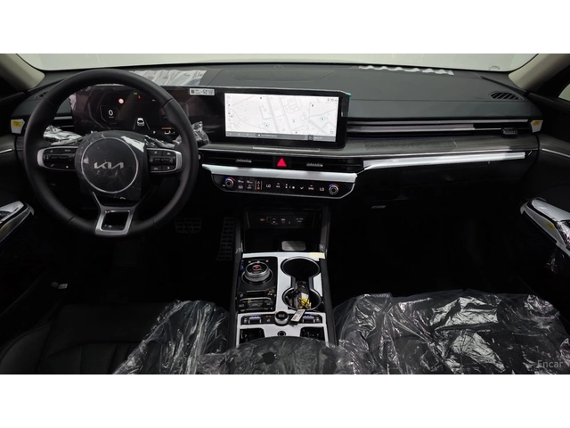 Kia K5 2.0 Signature* КОЖА* НАВИ* ОБДУХВ* 360 - автомобили, коли, обяви за нови и употребявани 4