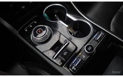 Kia K5 2.0 Prestige* DISTRONIC* ПОДГРЕВ* ОБДУХВАНЕ* КАМЕР - автомобили, коли, обяви за нови и употребявани 11