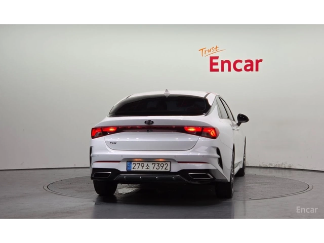 Kia K5 2.0 Prestige* DISTRONIC* ПОДГРЕВ* ОБДУХВАНЕ* КАМЕР - автомобили, коли, обяви за нови и употребявани 3