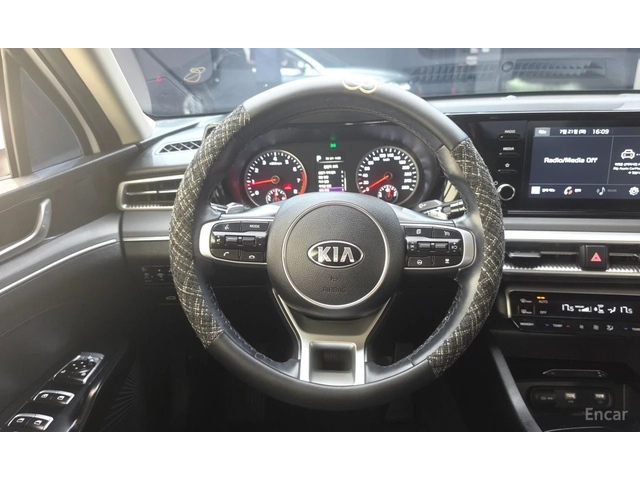 Kia K5 2.0 Prestige* DISTRONIC* ПОДГРЕВ* ОБДУХВАНЕ* КАМЕР - автомобили, коли, обяви за нови и употребявани 7