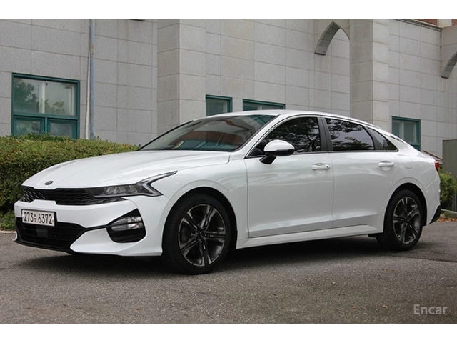 Kia K5 2.0 Trendy* ПОДГРЕВ* КАМЕРА* LANE ASSIST* - автомобили, коли, обяви за нови и употребявани 0